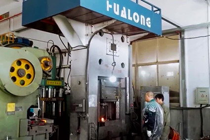 伺服螺旋壓力機(jī) 伺服螺旋壓力機(jī)